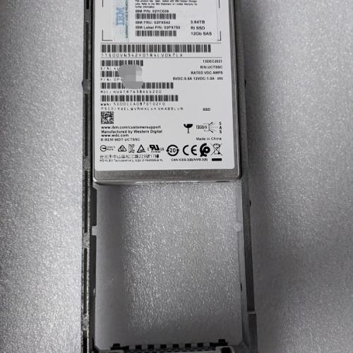 IBM 02YC039 02PX542 IBM 3.84T 12Gb 2.5in SAS SSD